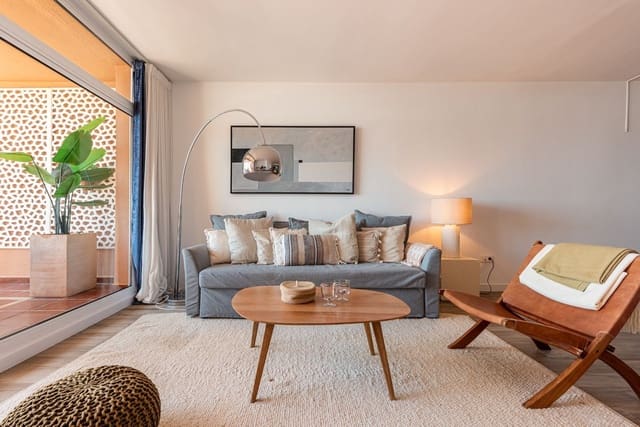 2 sypialnia Apartament na sprzedaż w Nueva Andalucia, Marbella z basenem garażem - 849 000 € (Ref: 9938762)