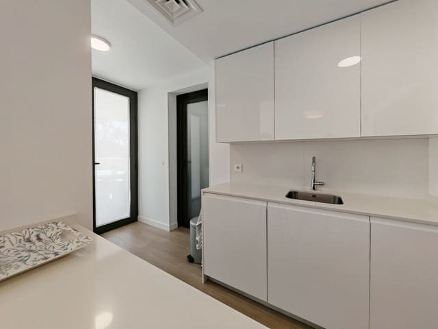 3 quarto Apartamento para venda em La Cala de Mijas, Mijas com piscina garagem - 615 000 € (Ref: 9948859)