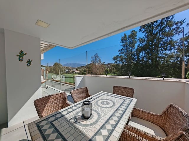 3 quarto Apartamento para venda em La Cala de Mijas, Mijas com piscina garagem - 615 000 € (Ref: 9948859)