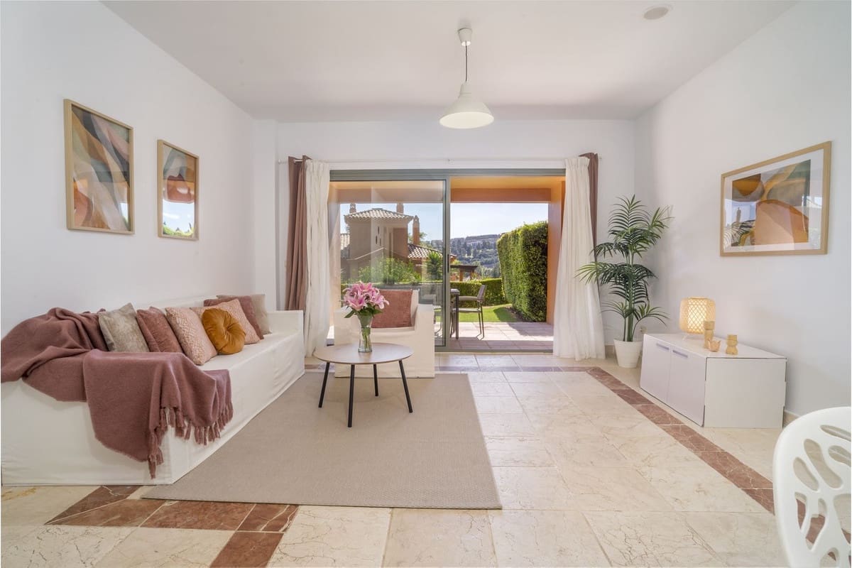 2 sovrum Lägenhet till salu i Estepona med pool garage - 430 000 € (Ref: 9950408)
