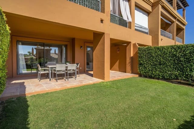 2 soverom Leilighet til salgs i Estepona med svømmebasseng garasje - € 430 000 (Ref: 9950408)