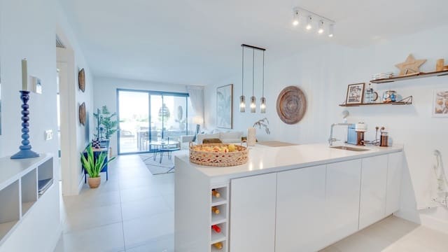 2 soverom Leilighet til salgs i La Duquesa / Puerto de la Duquesa, Manilva med svømmebasseng garasje - € 450 000 (Ref: 9950781)