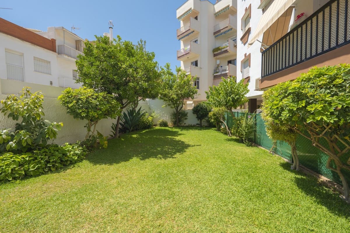 2 makuuhuone Kattohuoneisto myytävänä paikassa Torremolinos mukana uima-altaan 
autotalli - 790 000 € (Ref: 9958452)