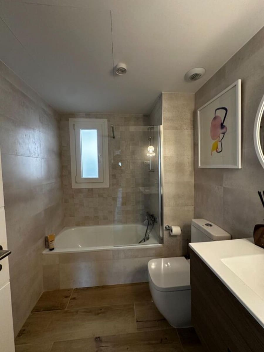 2 soverom Leilighet til salgs i Nueva Andalucia med svømmebasseng garasje - € 515 000 (Ref: 9958454)