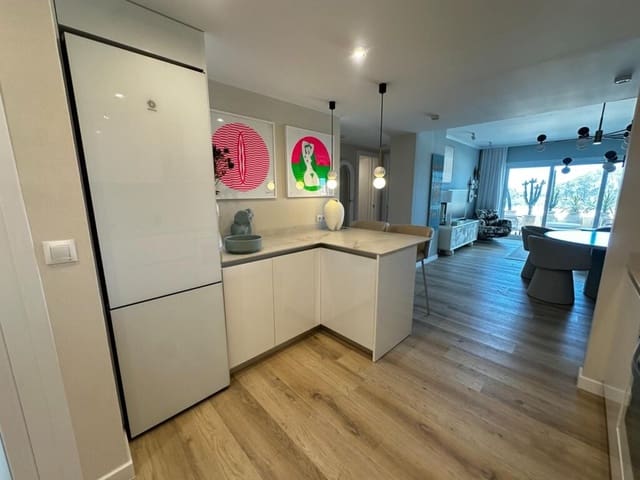 2 soverom Leilighet til salgs i Nueva Andalucia, Marbella med svømmebasseng garasje - € 515 000 (Ref: 9958454)