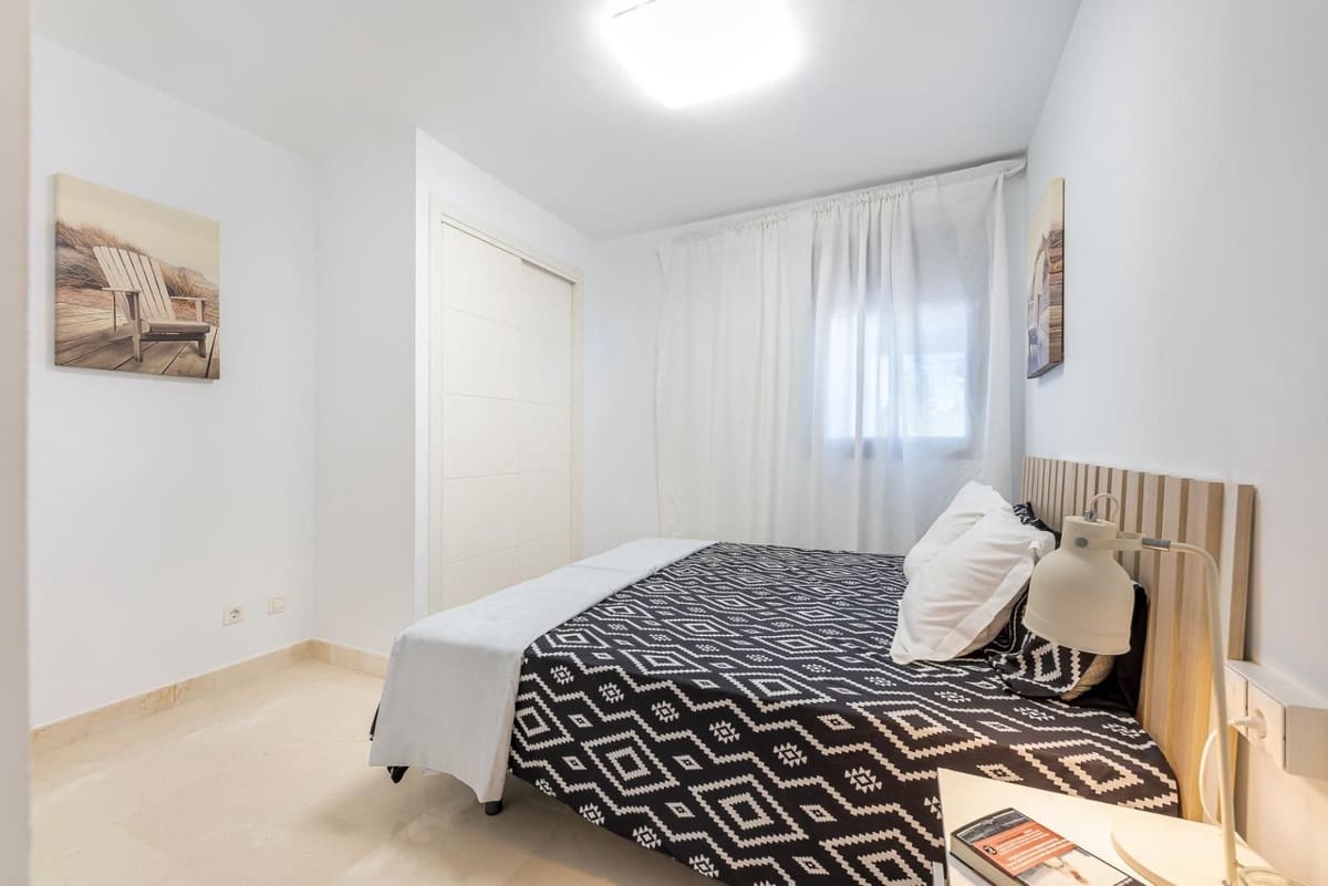 2 soverom Leilighet til salgs i Bahia de Casares med svømmebasseng garasje - € 389 000 (Ref: 9958456)