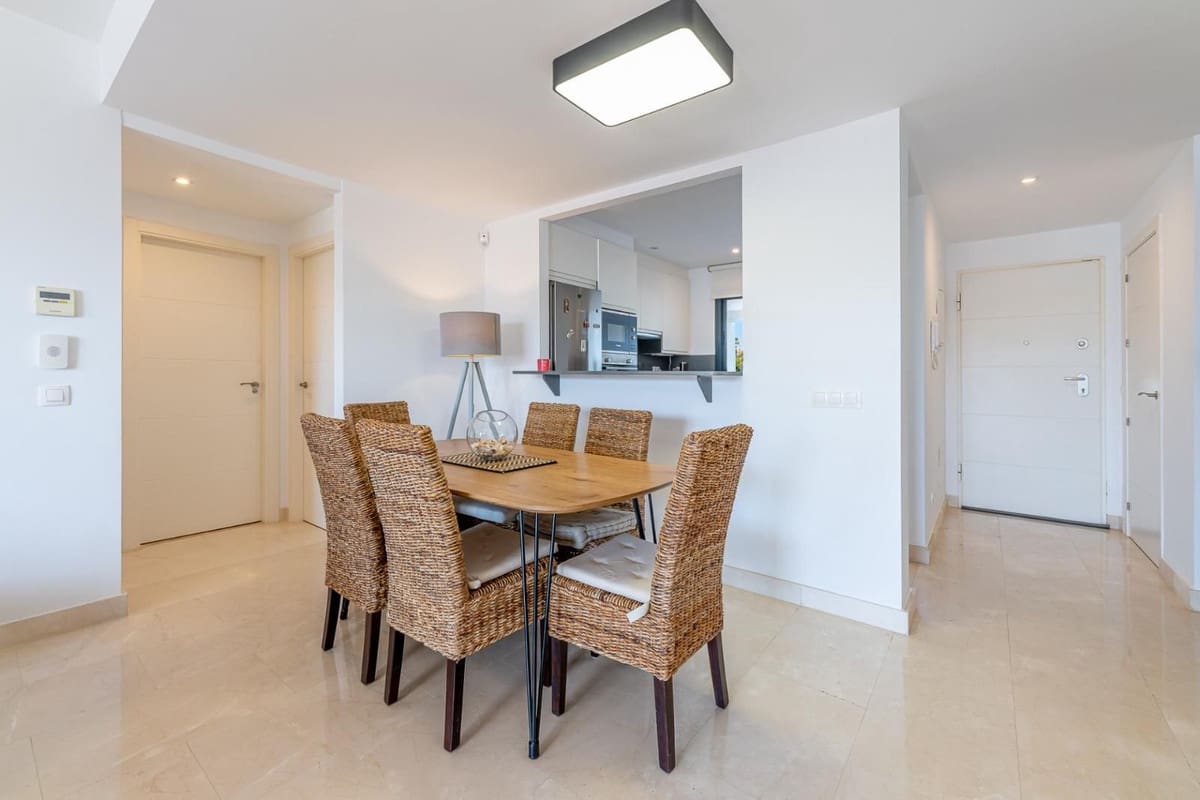 2 soverom Leilighet til salgs i Bahia de Casares med svømmebasseng garasje - € 389 000 (Ref: 9958456)