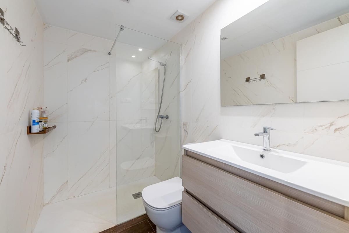 2 soverom Leilighet til salgs i Bahia de Casares med svømmebasseng garasje - € 389 000 (Ref: 9958456)