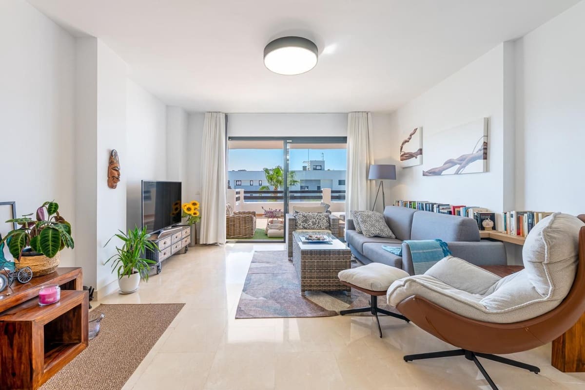 2 soverom Leilighet til salgs i Bahia de Casares med svømmebasseng garasje - € 389 000 (Ref: 9958456)