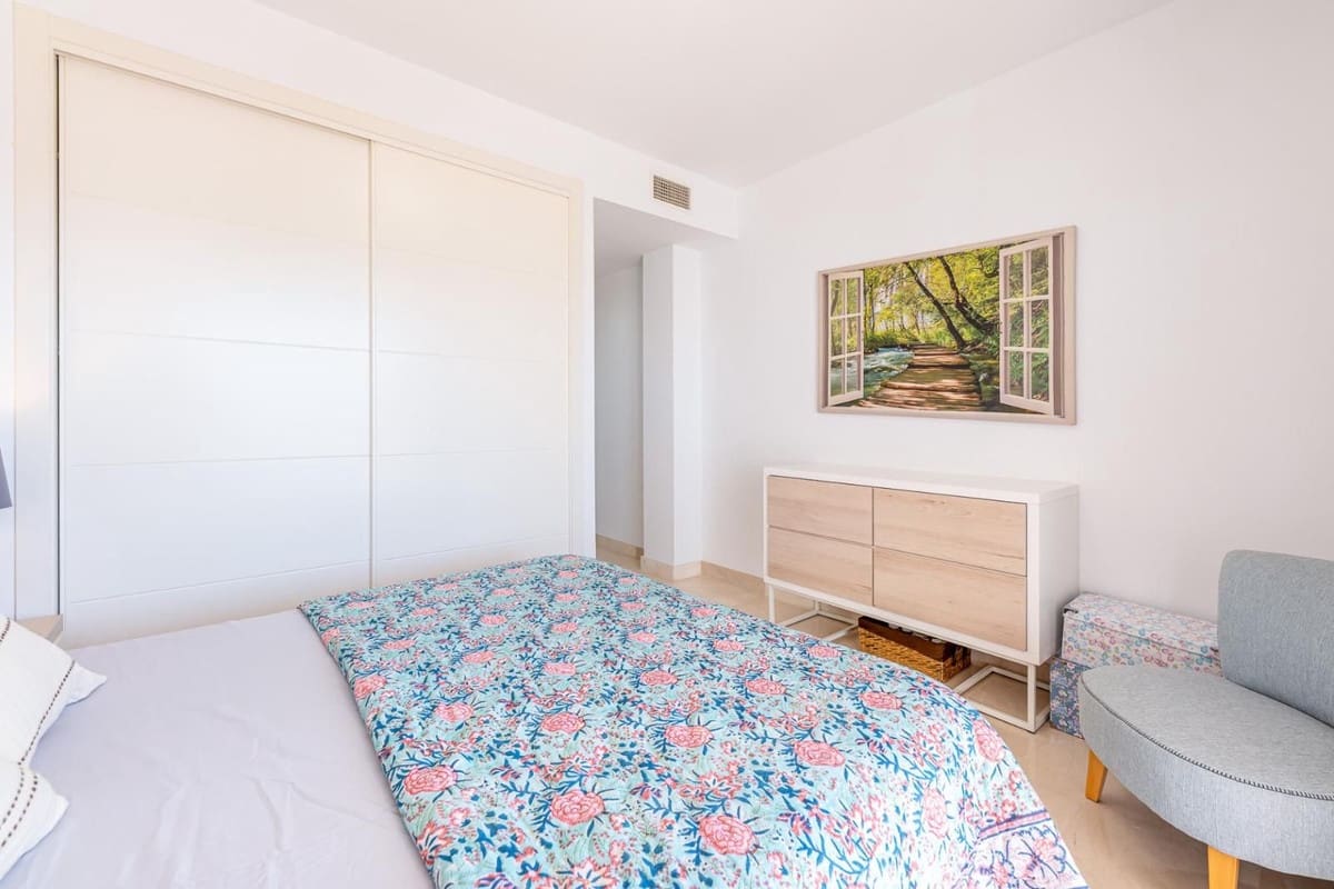 2 soverom Leilighet til salgs i Bahia de Casares med svømmebasseng garasje - € 389 000 (Ref: 9958456)