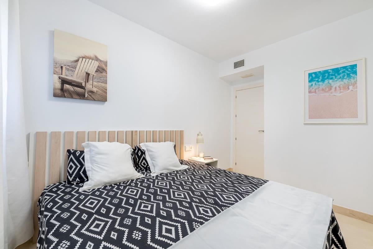 2 soverom Leilighet til salgs i Bahia de Casares med svømmebasseng garasje - € 389 000 (Ref: 9958456)