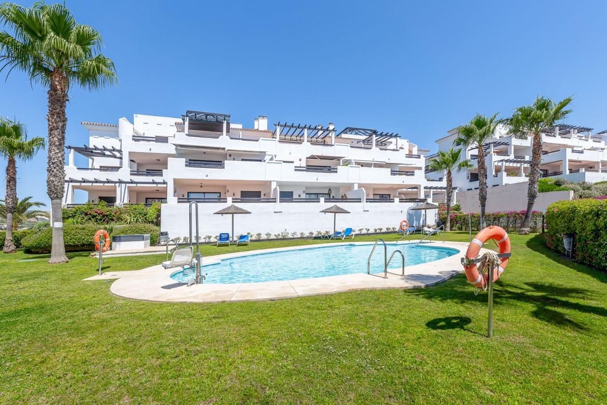 2 soverom Leilighet til salgs i Bahia de Casares med svømmebasseng garasje - € 389 000 (Ref: 9958456)