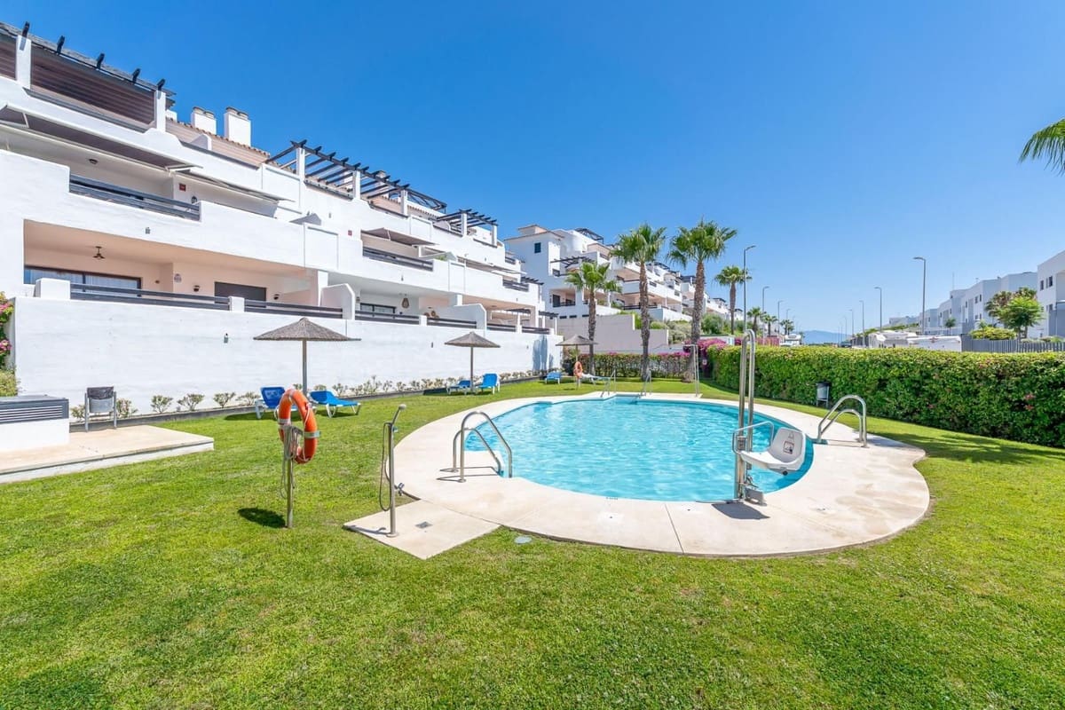 2 soverom Leilighet til salgs i Bahia de Casares med svømmebasseng garasje - € 389 000 (Ref: 9958456)
