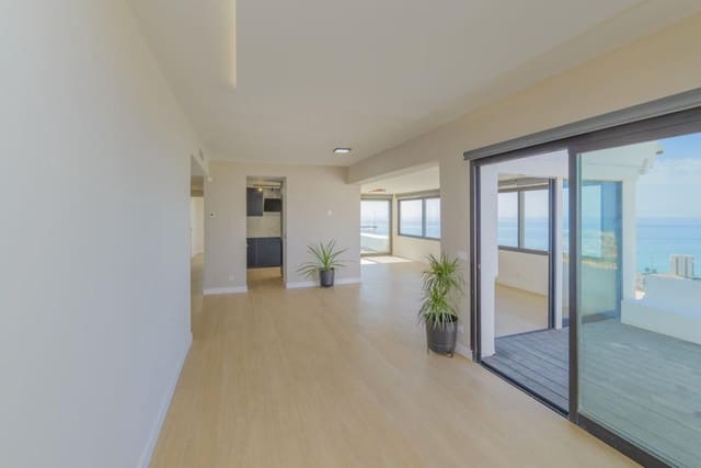 Ático de 3 habitaciones en Riviera del Sol, Mijas en venta con piscina - 559.000 € (Ref: 9958457)
