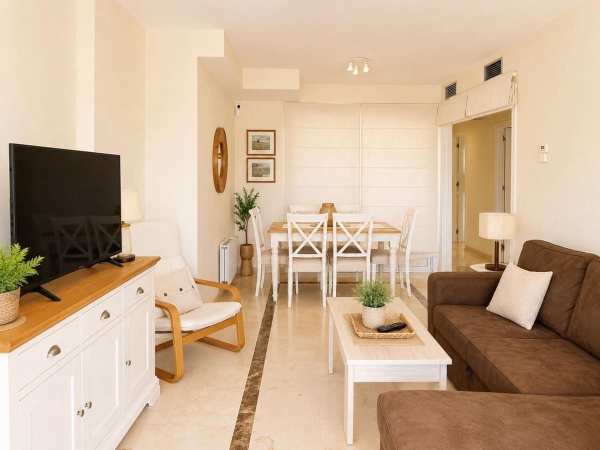2 slaapkamer Appartement te koop in Guadalmina met zwembad garage - € 300.000 (Ref: 9969093)