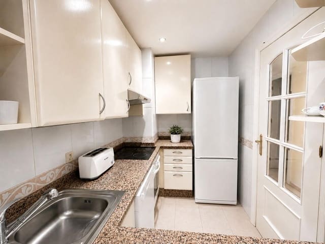 2 slaapkamer Appartement te koop in Guadalmina Alta, Marbella met zwembad garage - € 300.000 (Ref: 9969093)