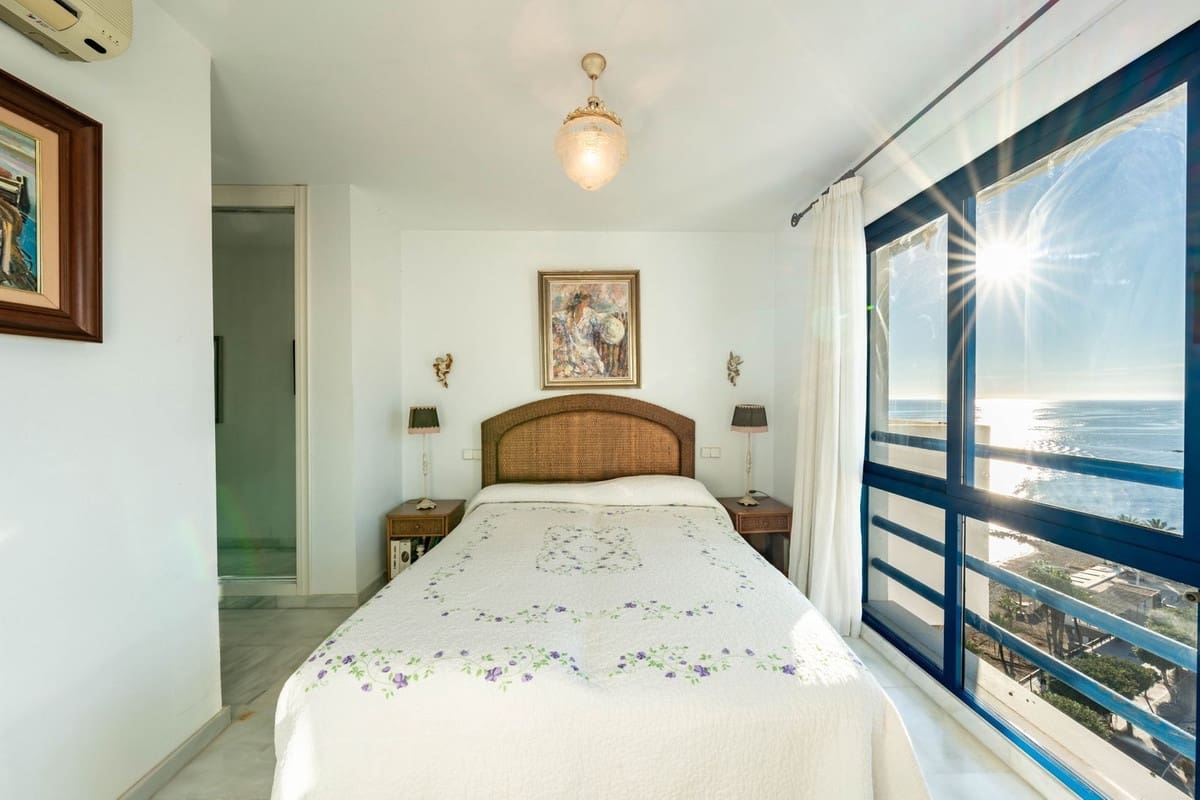 2 slaapkamer Appartement te koop in Marbella met zwembad garage - € 670.000 (Ref: 9970892)