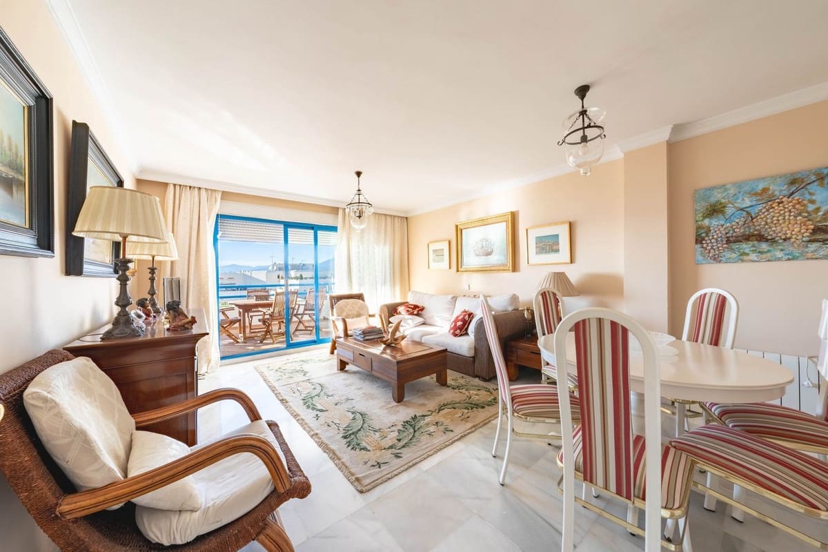 2 slaapkamer Appartement te koop in Marbella met zwembad garage - € 670.000 (Ref: 9970892)