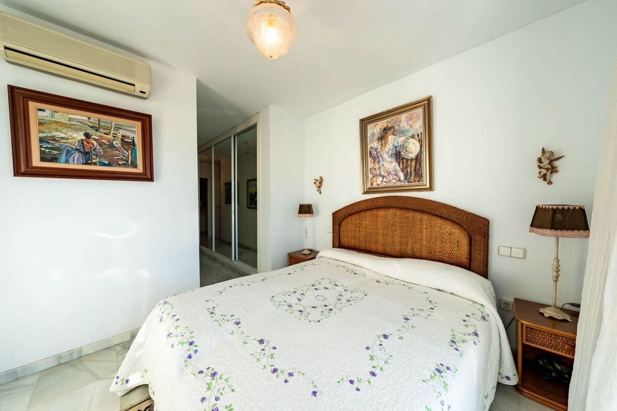 2 slaapkamer Appartement te koop in Marbella met zwembad garage - € 670.000 (Ref: 9970892)