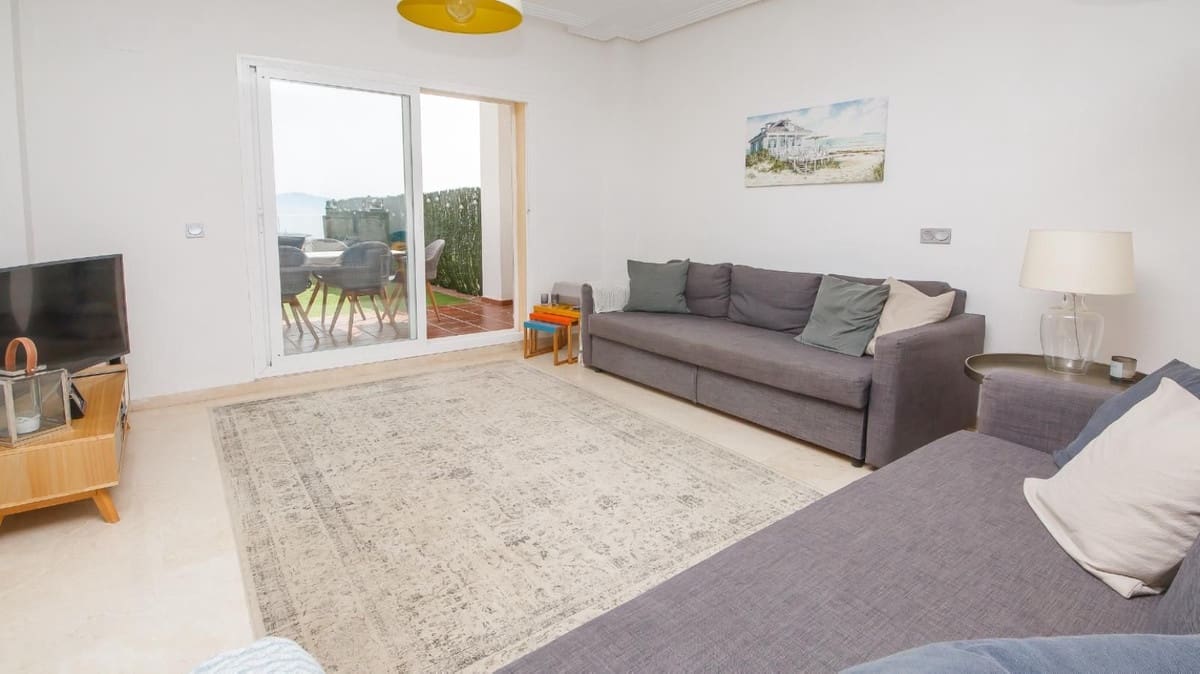 2 sovrum Lägenhet till salu i La Duquesa / Puerto de la Duquesa med pool garage - 325 000 € (Ref: 9974339)