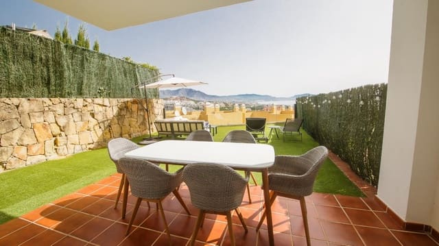 2 sovrum Lägenhet till salu i La Duquesa / Puerto de la Duquesa, Manilva med pool garage - 325 000 € (Ref: 9974339)