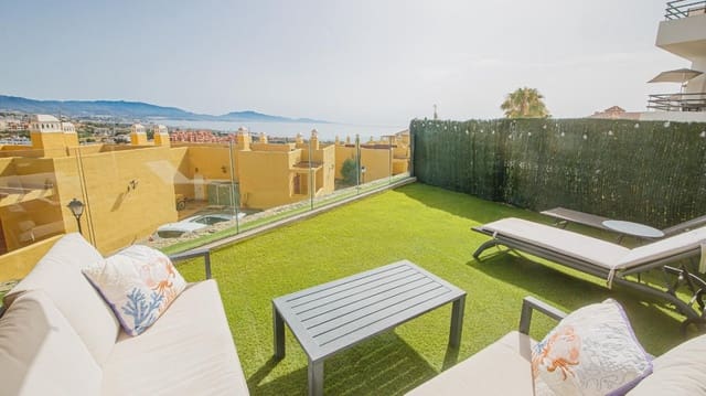 2 sovrum Lägenhet till salu i La Duquesa / Puerto de la Duquesa, Manilva med pool garage - 325 000 € (Ref: 9974339)