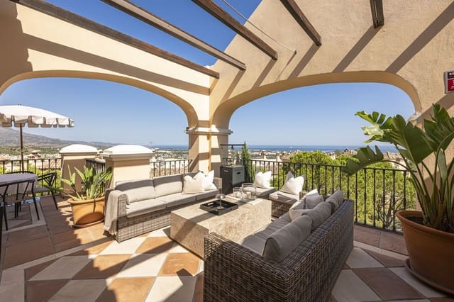 3 soverom Penthouse til salgs i La Quinta, Benahavís med svømmebasseng garasje - € 1 950 000 (Ref: 9976078)
