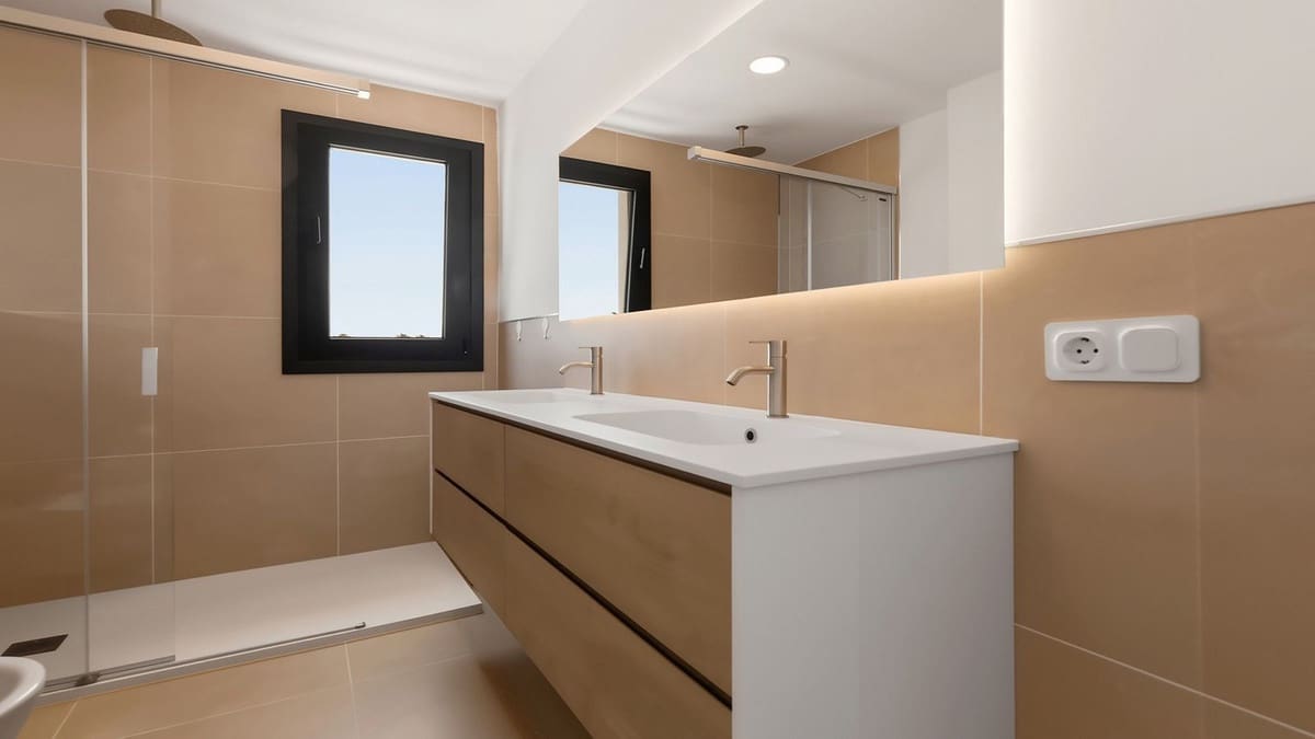 3 soveværelse Penthouse til salg i Bahia de Casares med swimmingpool garage - € 780.000 (Ref: 9987106)