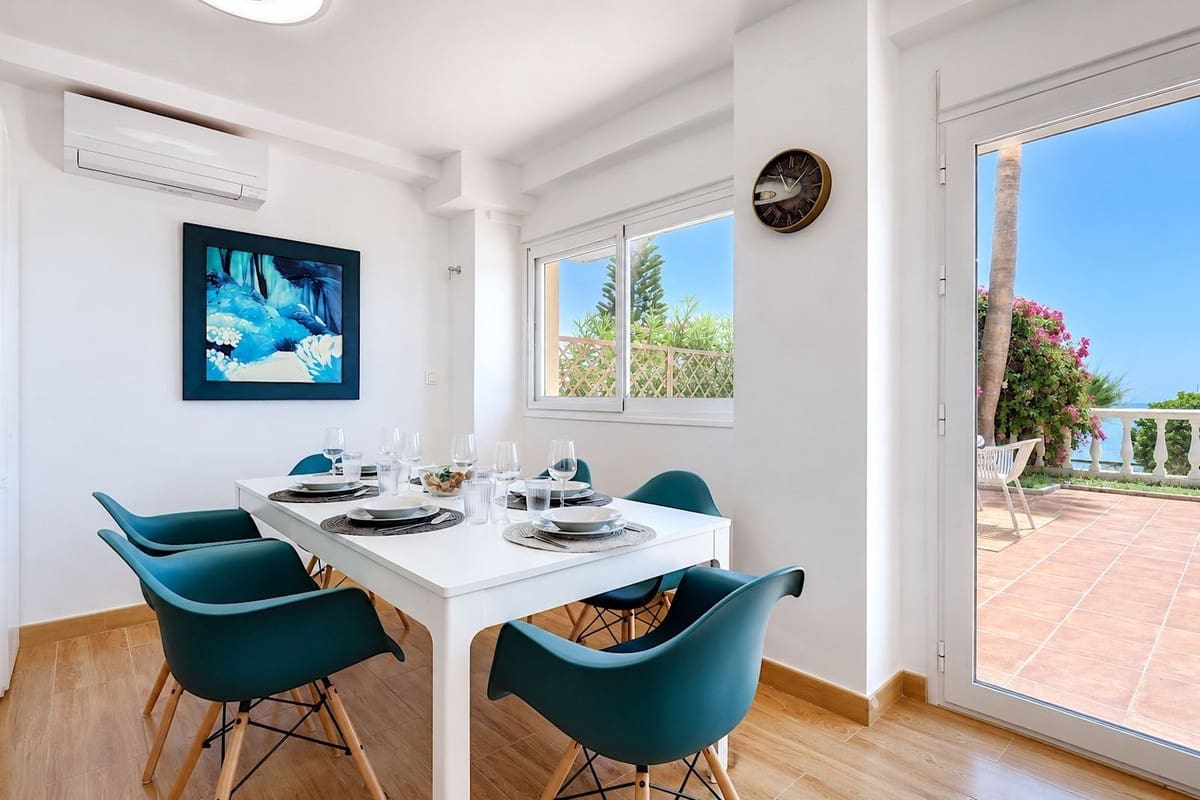 Apartamento de 5 habitaciones en Estepona en venta con piscina - 750.000 € (Ref: 9987107)