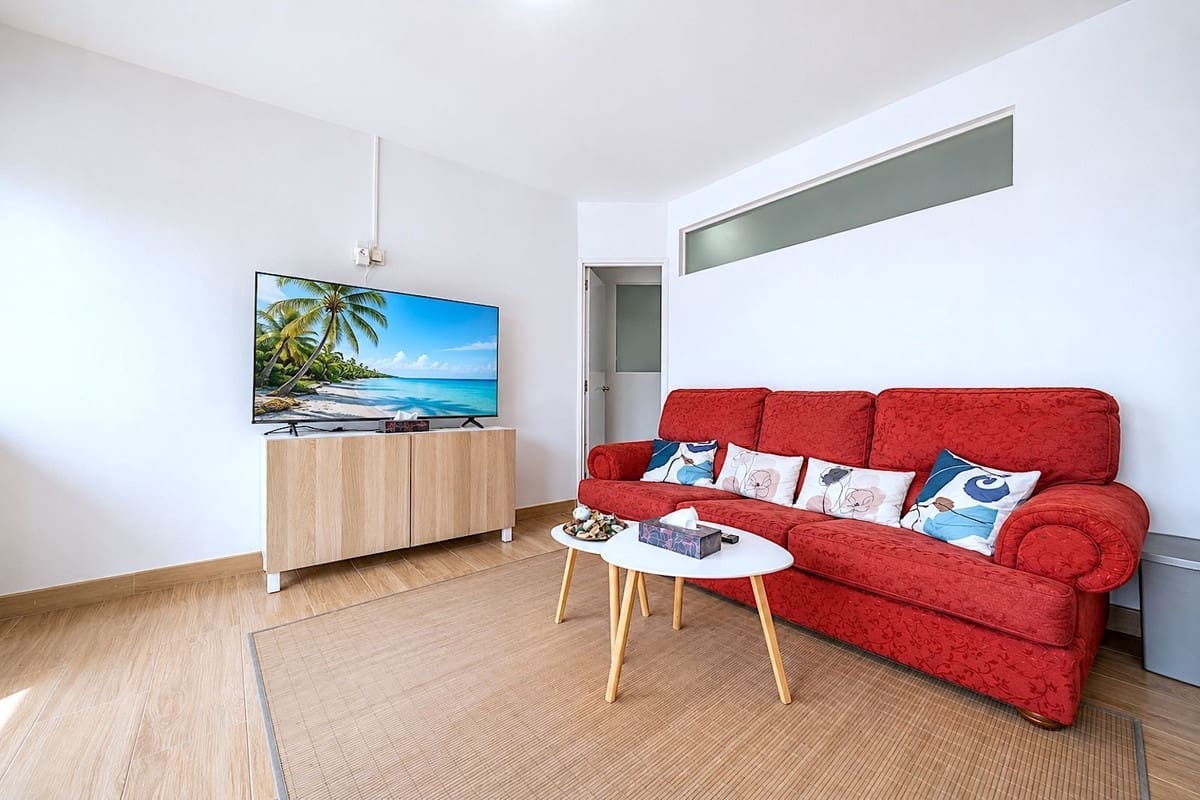Apartamento de 5 habitaciones en Estepona en venta con piscina - 750.000 € (Ref: 9987107)
