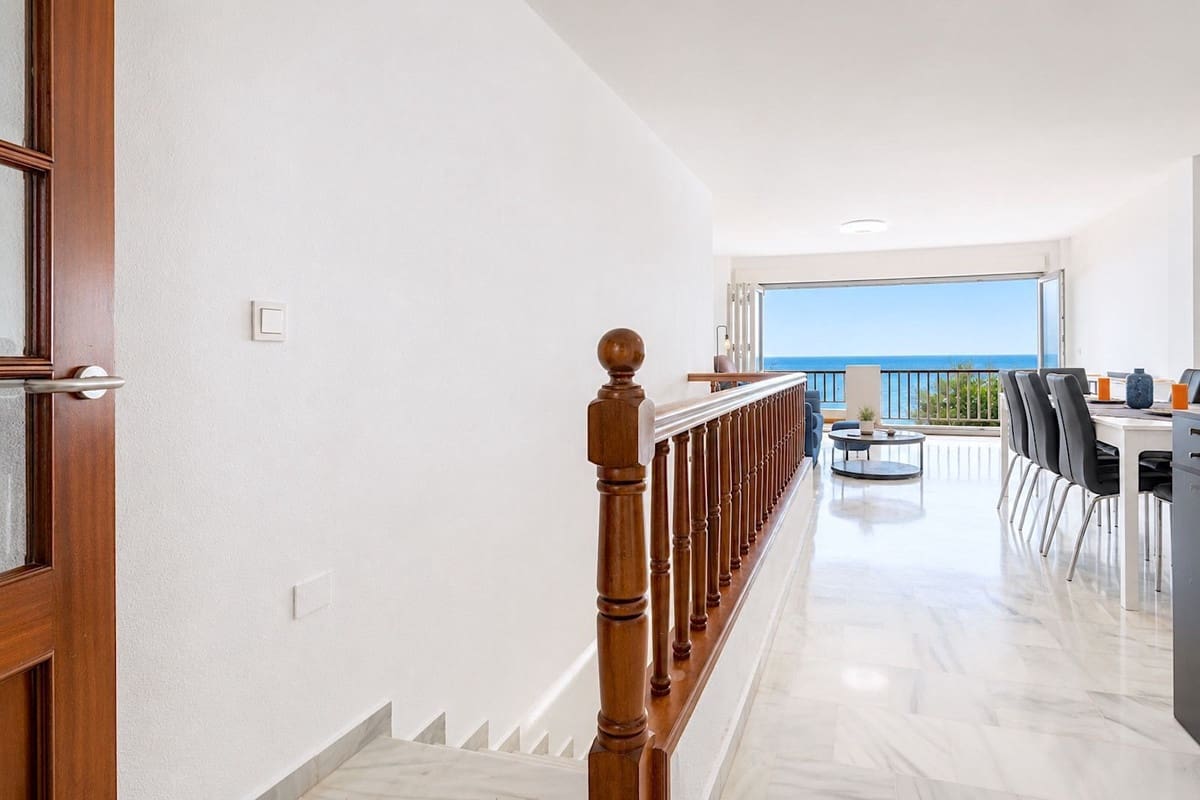 Apartamento de 5 habitaciones en Estepona en venta con piscina - 750.000 € (Ref: 9987107)