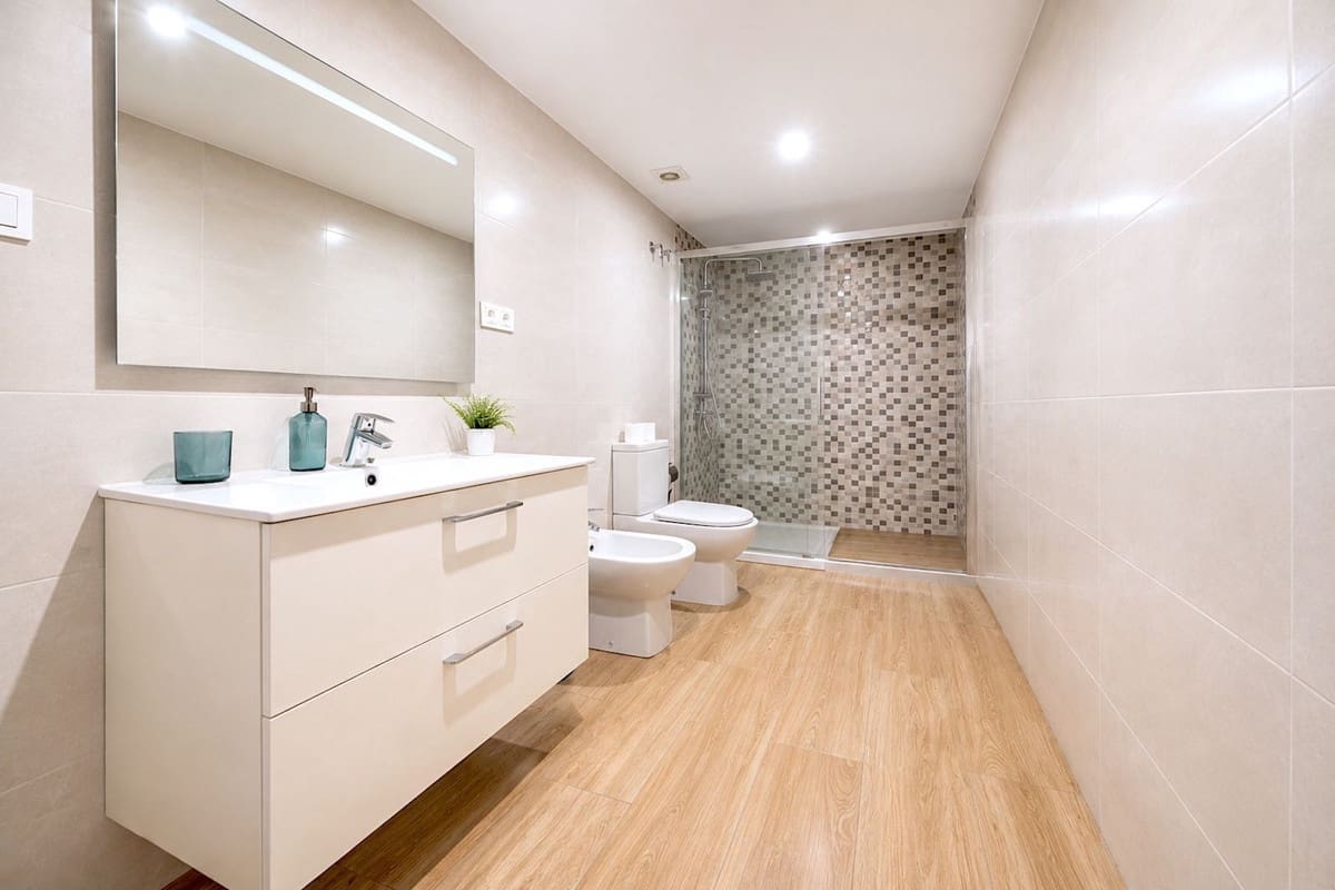 Apartamento de 5 habitaciones en Estepona en venta con piscina - 750.000 € (Ref: 9987107)