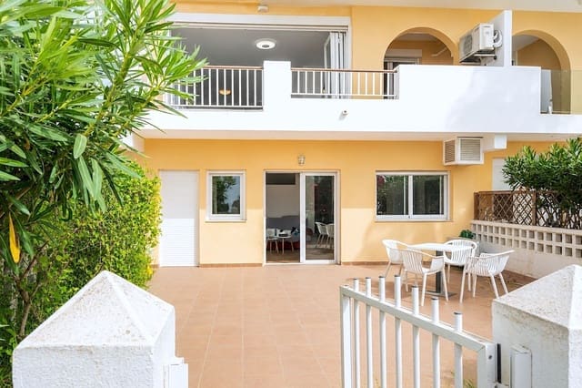 Apartamento de 5 habitaciones en Estepona en venta con piscina - 750.000 € (Ref: 9987107)