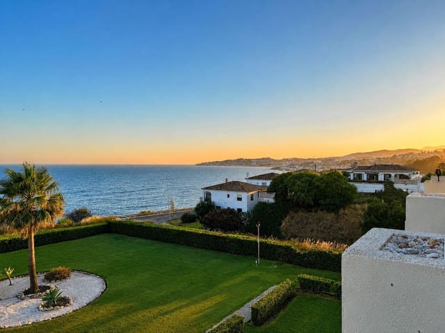 2 soverom Leilighet til salgs i Mijas Costa, Mijas med svømmebasseng - € 570 000 (Ref: 9987108)