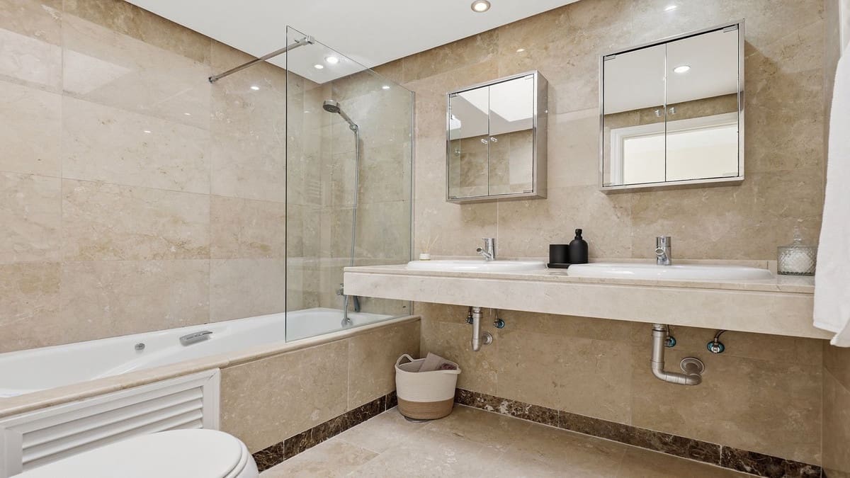 3 Zimmer Penthouse zu verkaufen in La Duquesa / Puerto de la Duquesa mit Pool Garage - 495.000 € (Ref: 9987109)