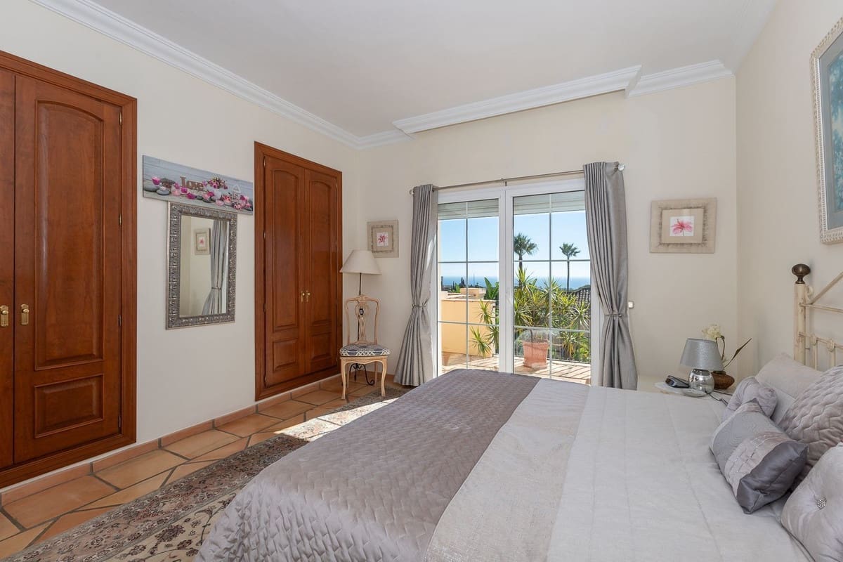 5 slaapkamer Villa te koop in Elviria met zwembad garage - € 2.068.000 (Ref: 9997915)