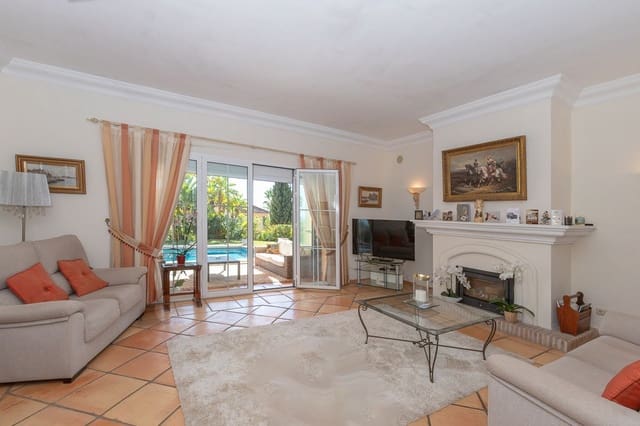 5 slaapkamer Villa te koop in Elviria, Marbella met zwembad garage - € 2.068.000 (Ref: 9997915)