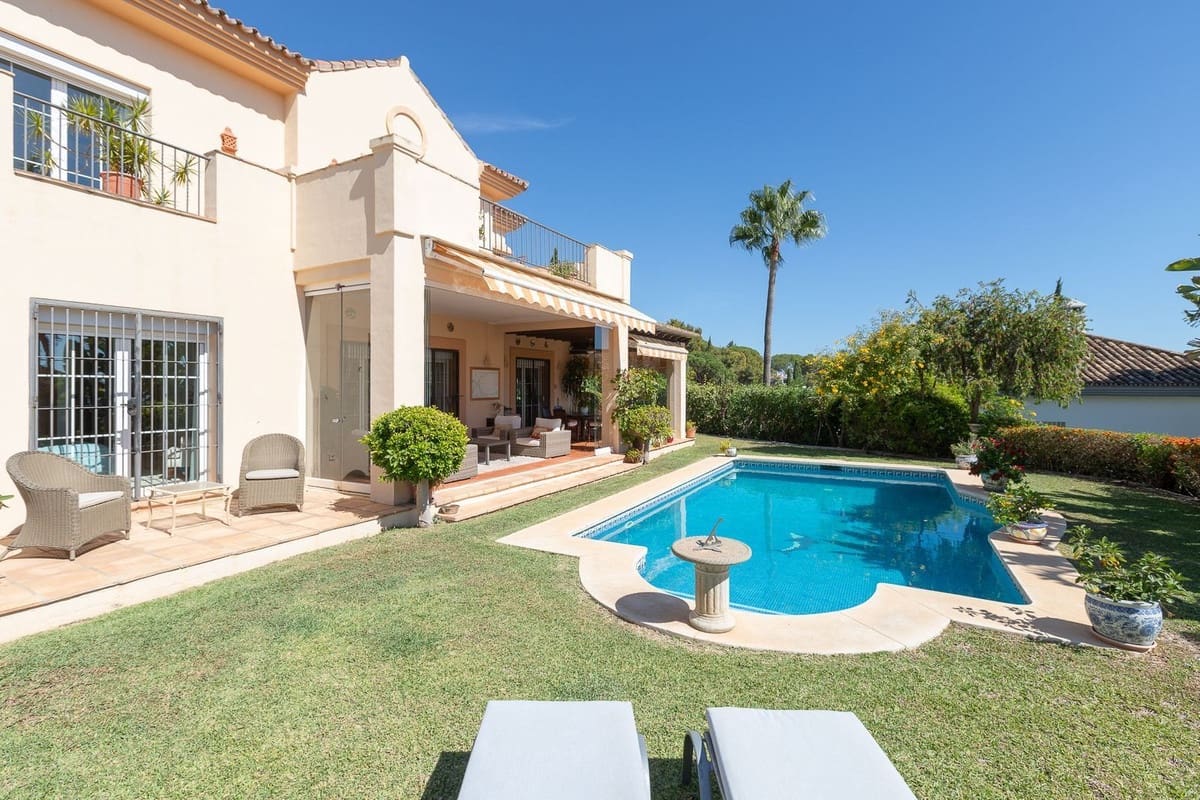 5 slaapkamer Villa te koop in Elviria met zwembad garage - € 2.068.000 (Ref: 9997915)