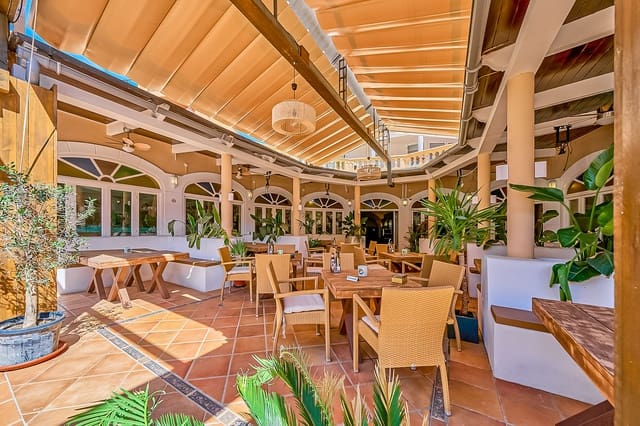 Restaurant/Bar for rent in Cala Ratjada, Capdepera - € 35,000 (Ref: 10140124)