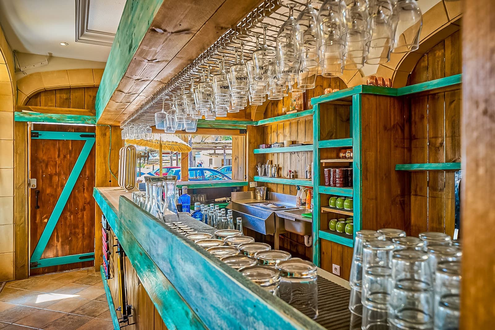 Restaurant/Bar for rent in Cala Ratjada - € 35,000 (Ref: 10140124)