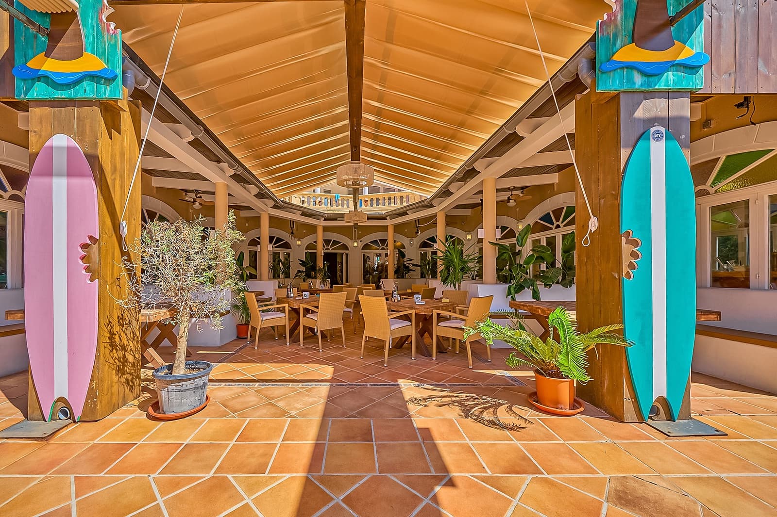 Restaurant/Bar for rent in Cala Ratjada - € 35,000 (Ref: 10140124)