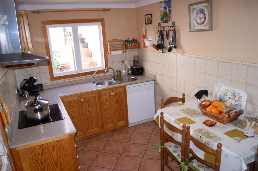 4 soverom Hus til salgs i Cala Ratjada med garasje - € 346 000 (Ref: 2819620)