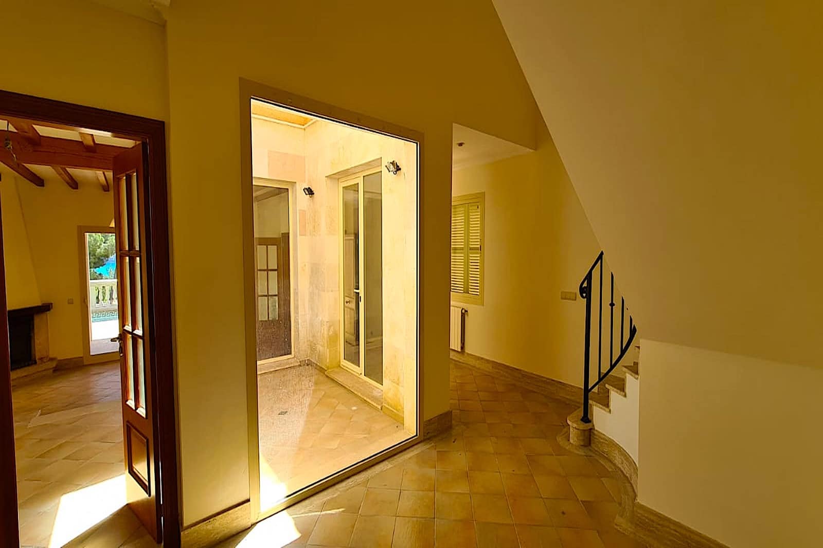 3 makuuhuone Huvila myytävänä paikassa Cala Mesquida mukana uima-altaan 
autotalli - 950 000 € (Ref: 6927938)