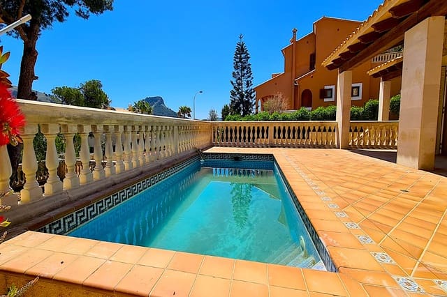 3 soveværelse Villa til salg i Cala Mesquida, Capdepera med swimmingpool garage - € 950.000 (Ref: 6927938)