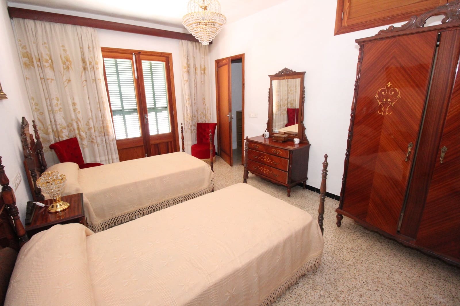 52 soverom Hus til salgs i Cala Ratjada med garasje - € 480 000 (Ref: 7401884)