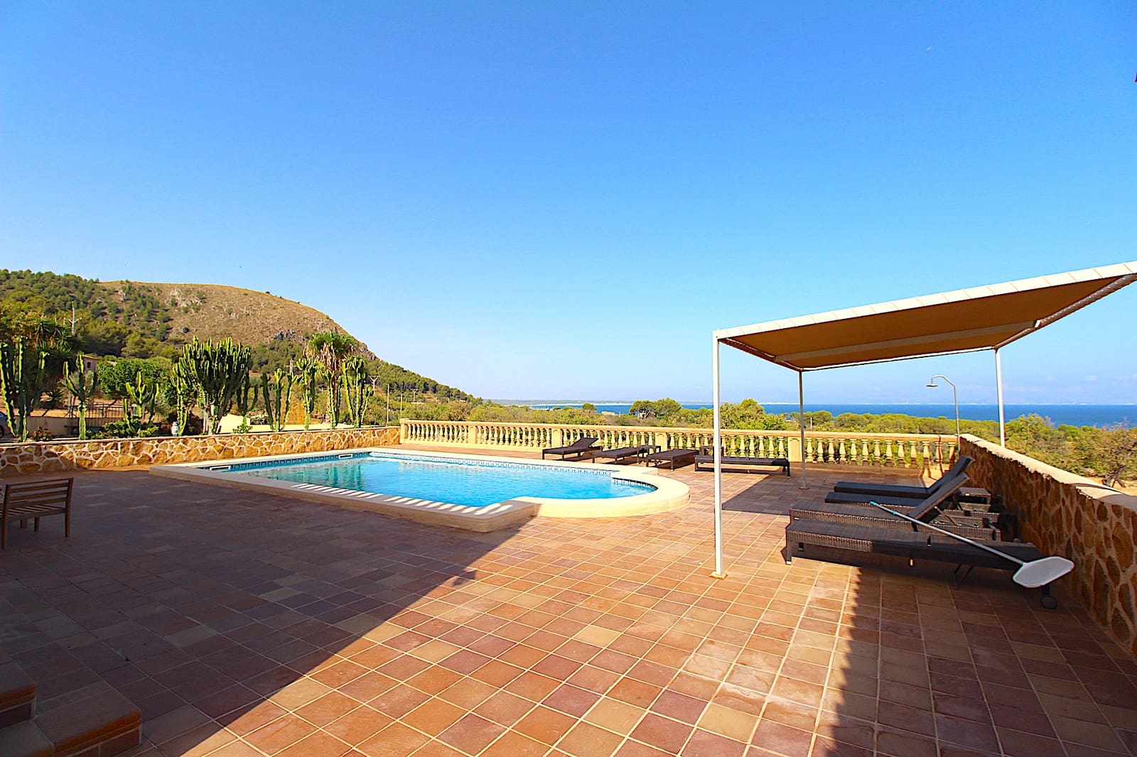 7 soveværelse Finca/Landehus til salg i Arta med swimmingpool garage - € 5.000.000 (Ref: 8510431)