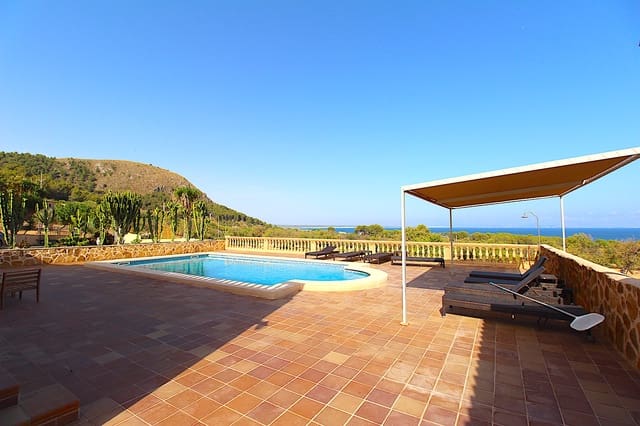 7 soveværelse Finca/Landehus til salg i Artà med swimmingpool garage - € 5.000.000 (Ref: 8510431)