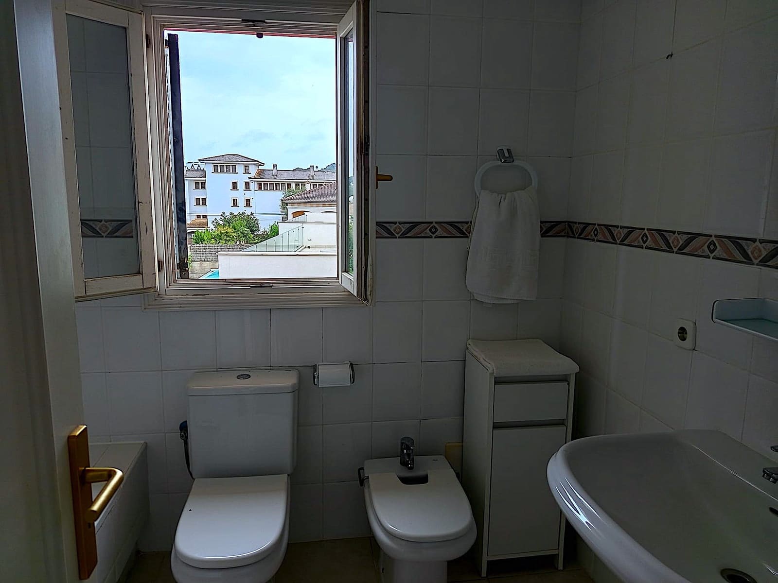 2 soveværelse Lejlighed til salg i Font de Sa Cala / Font de La Cala med garage - € 295.000 (Ref: 8999422)