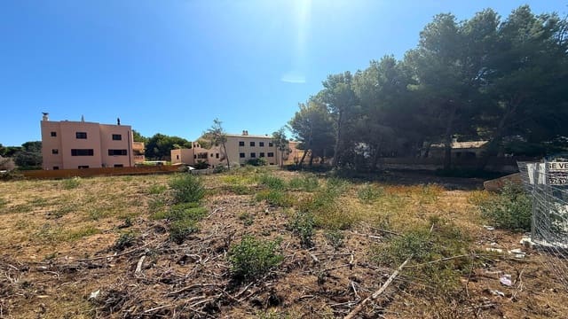 Tomt till salu i Cala Ratjada, Capdepera - 400 000 € (Ref: 9200837)