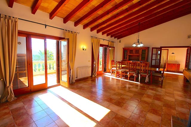 3 Zimmer Finca/Landgut zu verkaufen in Capdepera mit Garage - 849.000 € (Ref: 9733864)